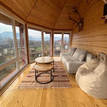 Homestay Domashnya Oselya