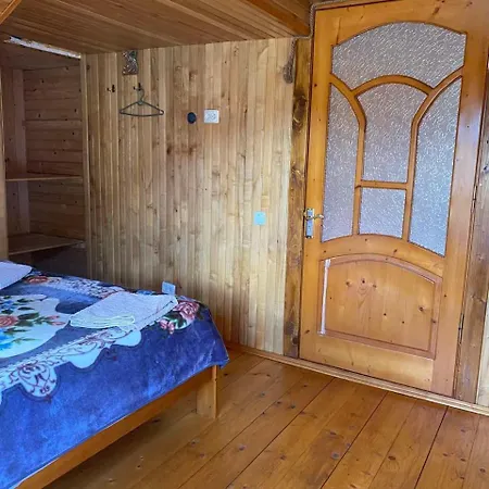 Domashnya Oselya Privatunterkunft *