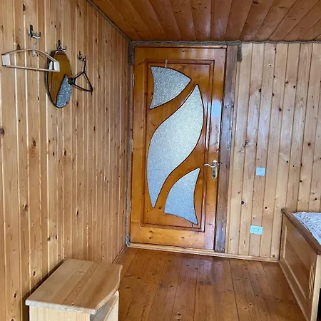 Habitación en casa particular Domashnya Oselya *