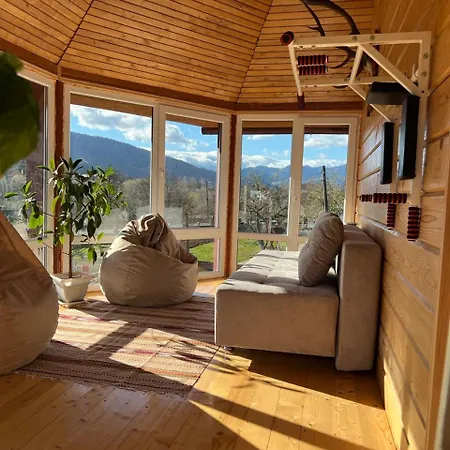 Domashnya Oselya Homestay szállás